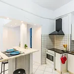 Apartment Ultracentral Golden Gatehouse 3 Bdrm Bucharest