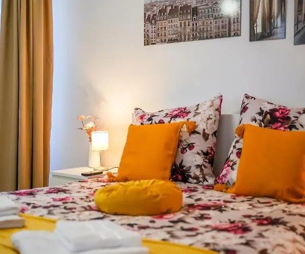 Apartament Ultracentral Golden Gatehouse 3 Bdrm