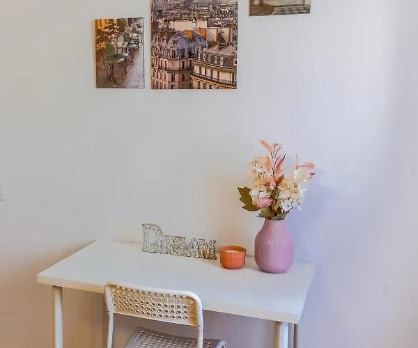 Ultracentral Golden Gatehouse 3 Bdrm Apartament