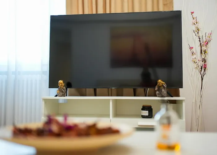 Apartament Ultracentral Golden Gatehouse 3 Bdrm