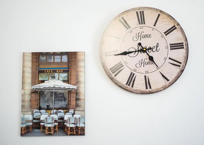 Ultracentral Golden Gatehouse 3 Bdrm Apartament